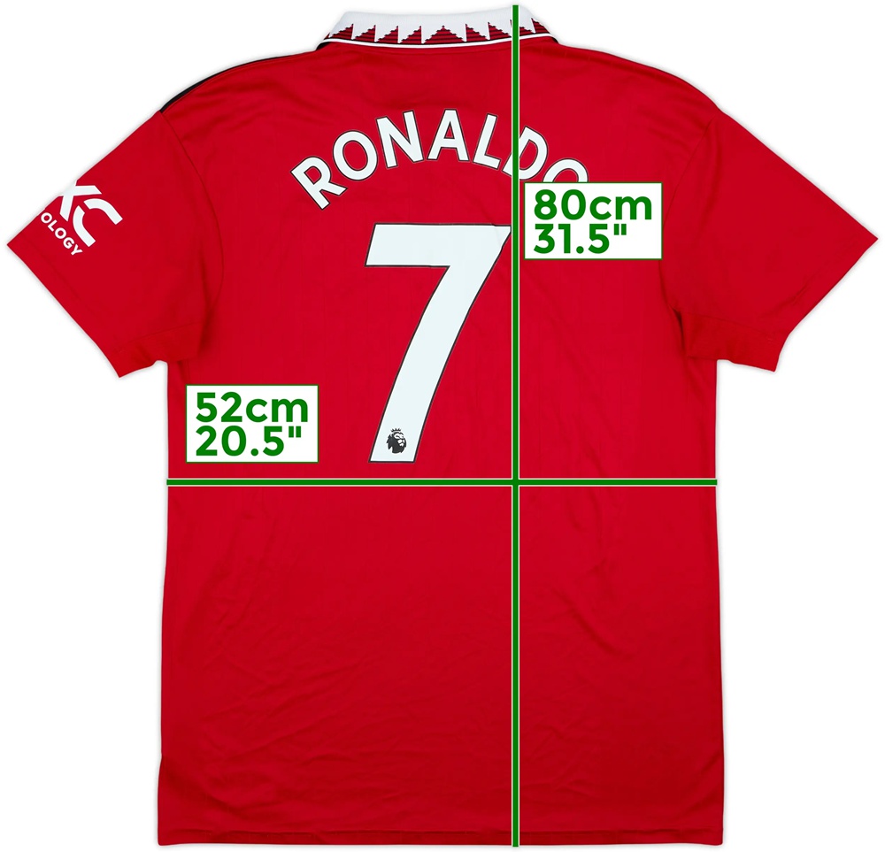 Manchester United shirt maattabel met lengte van 80 cm en breedte van 52 cm voor maatvergelijking